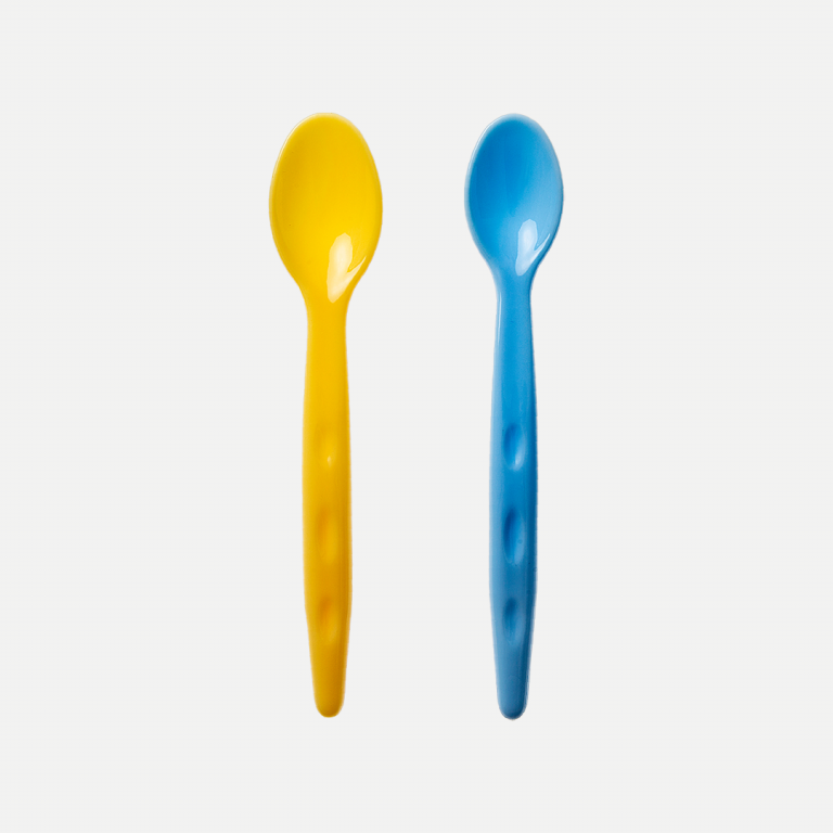 2 Feeding Spoons
